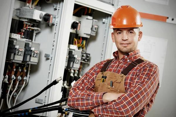 Click Here to Schedule Professional Electrical Repair Services