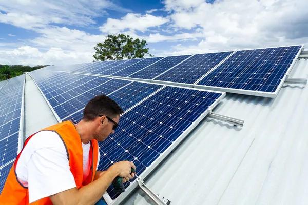 Why More Property Owners Are Choosing Solar Installation Los Angeles