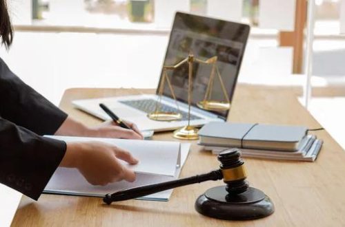 Legal Support From a Business and Property Attorney in Miami