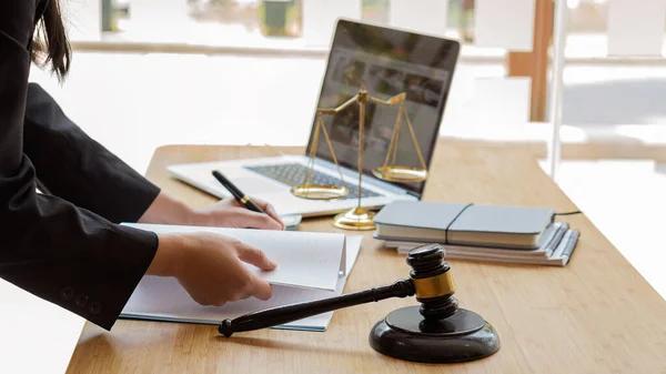Legal Support From a Business and Property Attorney in Miami