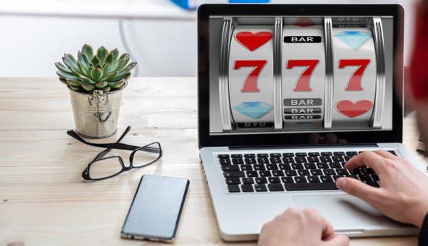 Looking at Modern Entertainment Options at a Singapore online casino